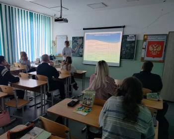 Профориентационные встречи в школах Новозыбкова: преподаватели и студенты БГАУ делятся опытом Профориентационные встречи в школах Новозыбкова: преподаватели и студенты БГАУ делятся опытом