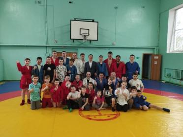 В Брянском ГАУ прошёл турнир-мастер-класс по самбо, посвящённый 80-летию Победы в Великой Отечественной войне В Брянском ГАУ прошёл турнир-мастер-класс по самбо, посвящённый 80-летию Победы в Великой Отечественной войне