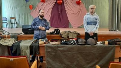 Студенты узнали, что хранится в солдатском мешке Студенты узнали, что хранится в солдатском мешке