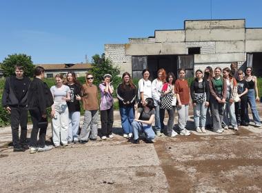 Наблюдали за процессами, контролировали их санитарно-гигиеническую безопасность… Наблюдали за процессами, контролировали их санитарно-гигиеническую безопасность…