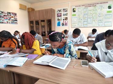 В Брянском ГАУ к изучению русского языка приступила группа студентов из Африки В Брянском ГАУ к изучению русского языка приступила группа студентов из Африки