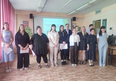 Завершением обучения в университете стала успешная защита ВКР Завершением обучения в университете стала успешная защита ВКР