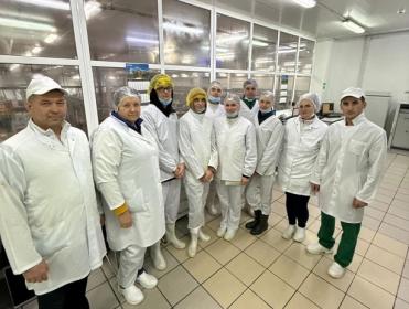 Ударный студотряд птицеводов из Брянского ГАУ трудится на далеком Ставрополье Ударный студотряд птицеводов из Брянского ГАУ трудится на далеком Ставрополье