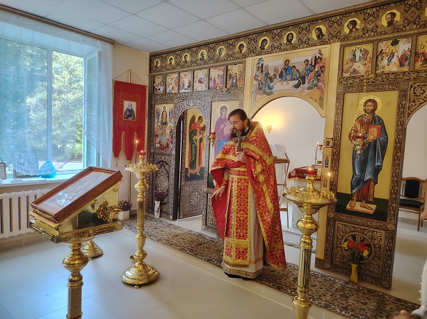 Крестный ход в дни Пасхальной Светлой Седмицы 1.jpg