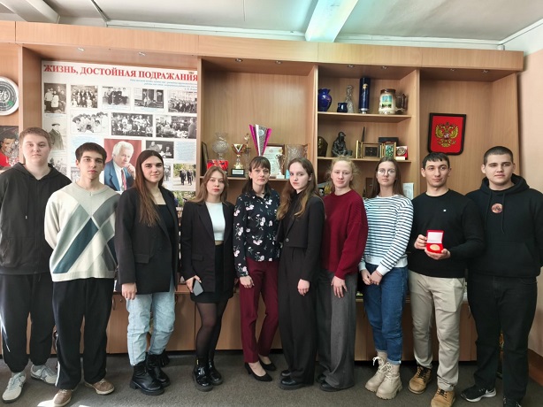 Экскурсии по музею в юбилейные дни университета ан.jpg