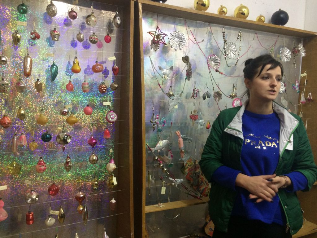 Экскурсия на завод ёлочных игрушек в Карачеве